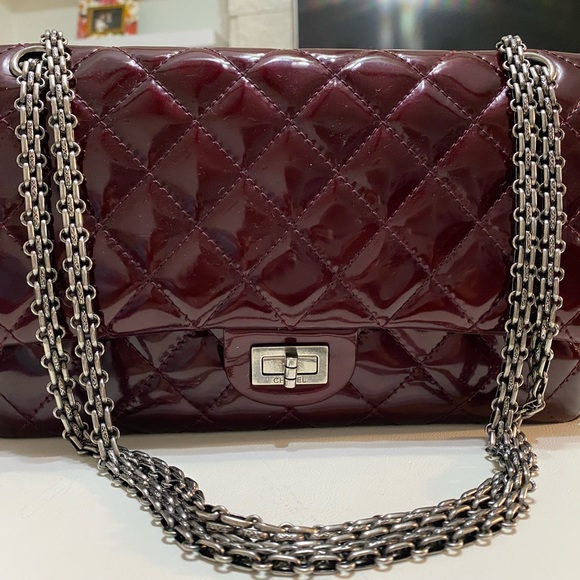 Chanel Reissue Patent Leather 12” Authentic - Picture 2 of 14